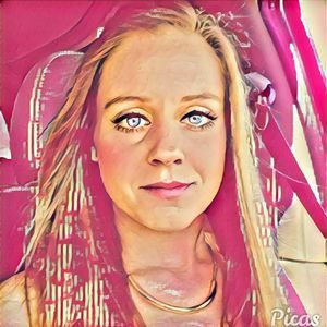 Meet your Posher, Leah